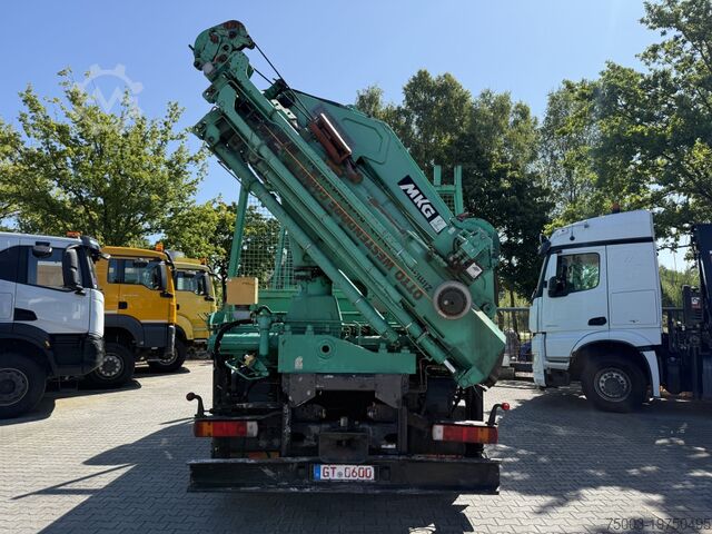 Macara montată pe camion Volvo FM12 420 4X4 Kran MKG 300 bis 24 Meter