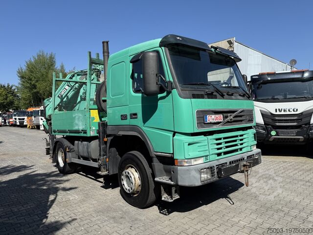 Camion cu platformă Volvo FM12 420 4X4 Kran MKG 300 bis 24 Meter