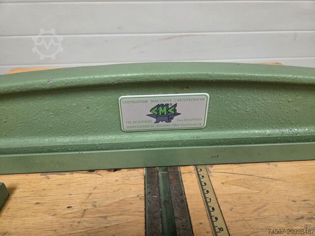 Katlama ve delme makinesi Costruzione Macchine Cartotecniche 