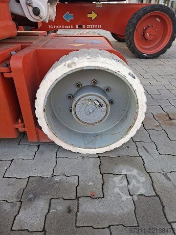Piattaforma di lavoro telescopica articolata Genie Z-30/20N RJ