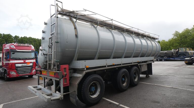 Rezervor GS 3 AXLE WATER TANK TRAILER