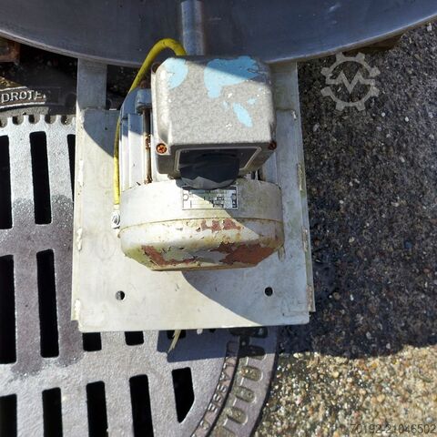 Cuve agitatrice de 700 litres en inox V4A avec agitateur à hélice  9096