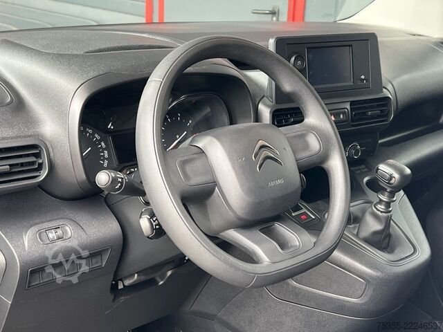 Panelvan CITROEN Berlingo Club XL L2 Klima Tempomat 3-SitzeParktr