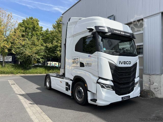 Standard SZM IVECO AS440S50T/FP