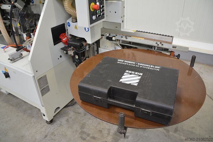 Kantenlijmer BIESSE AKRON 1320