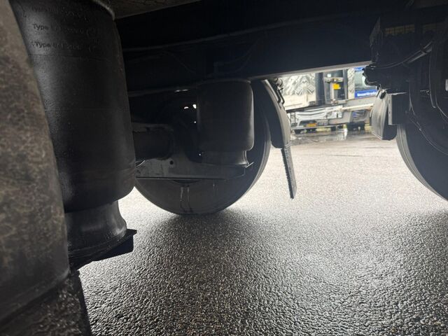 Gesloten bak DRACO MZS218 Isolated Box / SAF Disc Brakes / NL Trailer