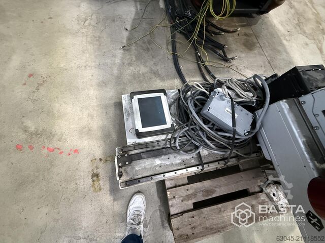 Wittmann 818-7353 (2015) Linear robot + console Wittmann 818-7353