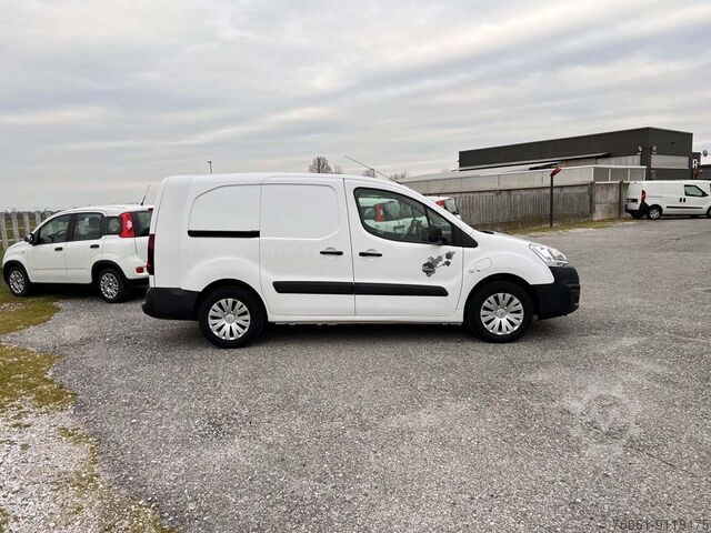 Køling / iso / frisk service Citroen Berlingo - Full Electric Van 3 posti Club L2 - COIBENTATO