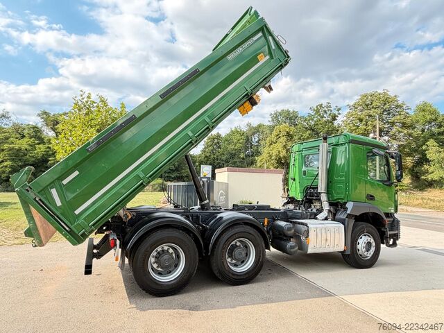 Tre-sidet tipbil MERCEDES-BENZ Arocs 2646 6x4 MEILLER Kipper 15TKM AHK