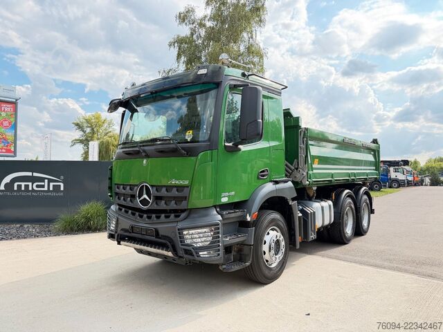 Tre-sidet tipbil MERCEDES-BENZ Arocs 2646 6x4 MEILLER Kipper 15TKM AHK