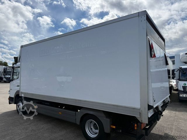 Vrachtwagen met bakwagen MERCEDES-BENZ ATEGO 922 L Kühlkoffer 5 m LBW 1 T*THERMOKING