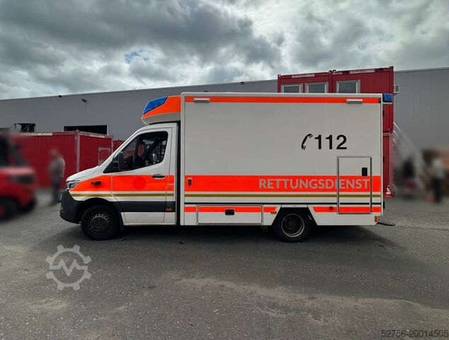 Ambulance Mercedes-Benz 1000