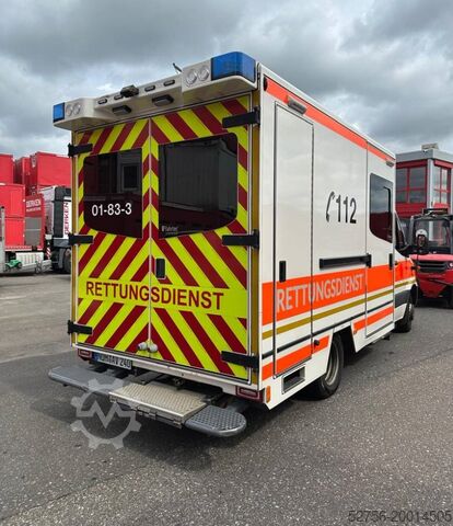 Ambulance Mercedes-Benz 1000