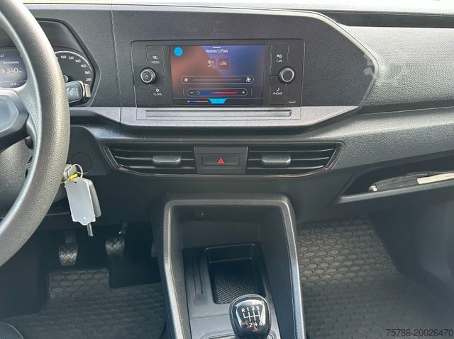 Skåpbil VOLKSWAGEN Caddy L1 KA Cargo/ Hecktüren/ AHK/ Airbag Paket