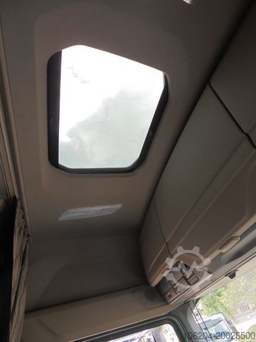 Volume trekker DAF XF480 FT Low Deck Sleeper High Cab Climate LCV