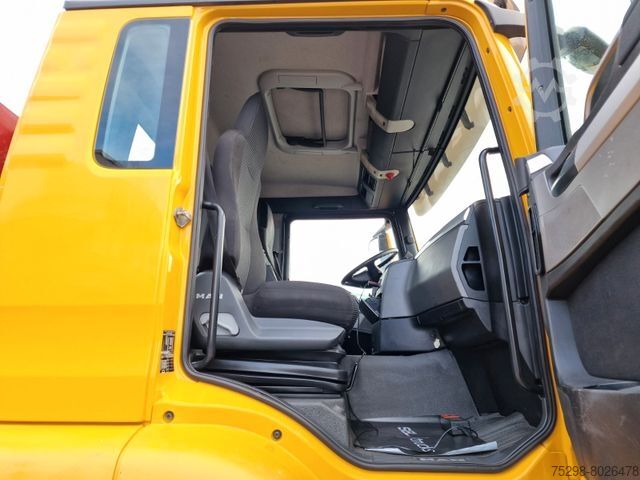 Teherautóra szerelt daru MAN TGS 35.480 8X4H-6 BL / Intarder / FASSI F560