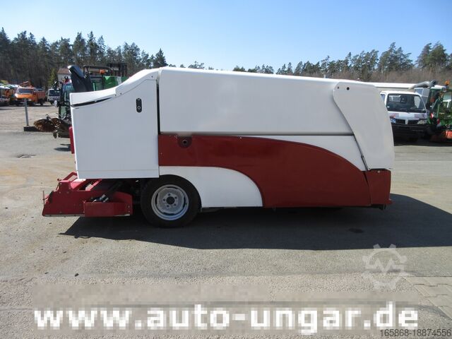 Gemeentelijk voertuig OKAY 3500 Elektra 80V IceResurfacer Zamboni