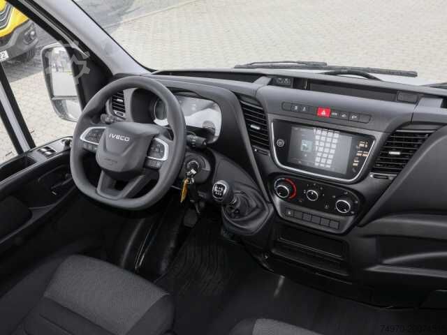 Dubă cu cabină dublă Iveco Daily 35S16H 3.0 D Doppelkabine Pritsche