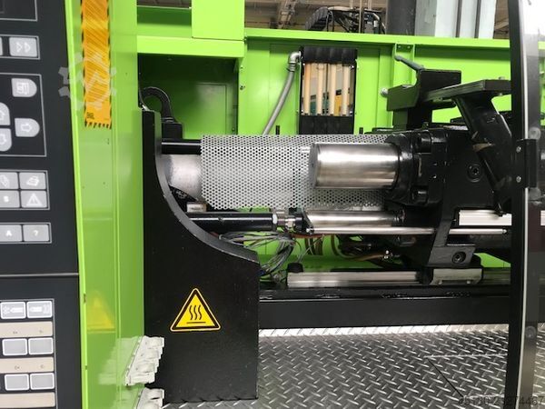 Fröccsöntőgép ENGEL Victory 330/110 Tech