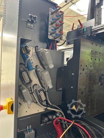 Fröccsöntőgép Engel Victory 330H/200V/140 combi Ecodrive