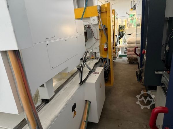 Spuitgietmachine Engel e-max 440/180