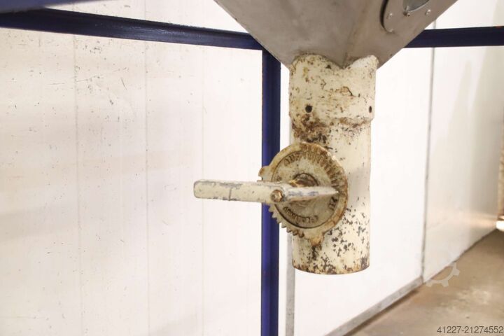 VA konténer unbekannt 605/605/H1160 mm