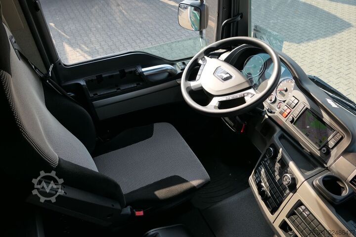 Autószállító teherautó MAN TGM 15.290 geschloss. Autotransp. Komplettzug