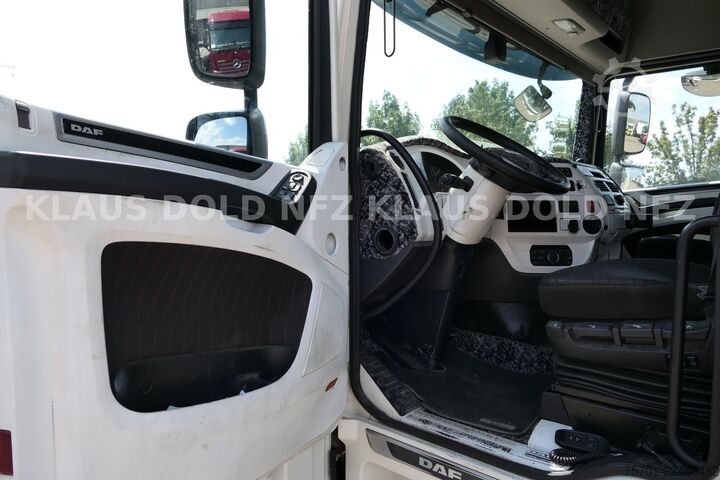 Standard nyergesvontató DAF XF 530 Space Cab XL-Tank Euro 6