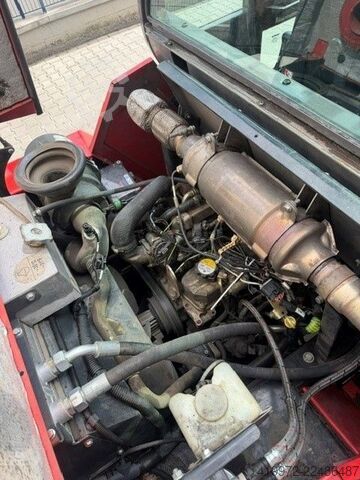 Terenski viljuškar Manitou M40-2-P-ST-3-B-S-4-EU
