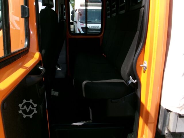 Ponyvával szerelt furgon IVECO Daily 35C17*DoKa*Luft*AHK*Diff*Klima*6 Sitze