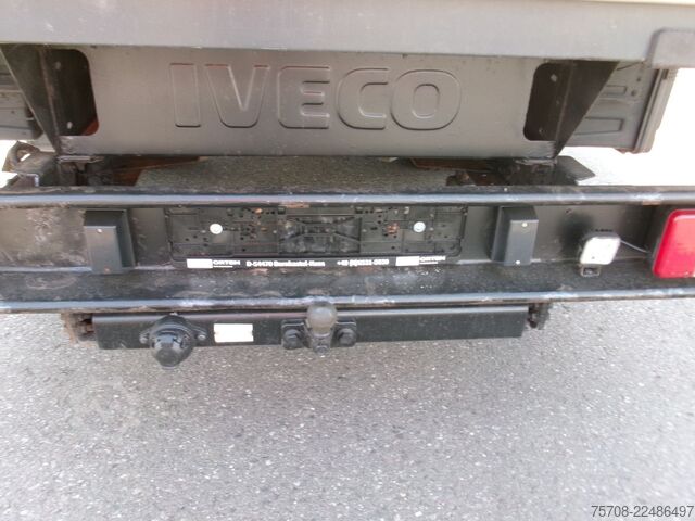 Ponyvával szerelt furgon IVECO Daily 35C17*DoKa*Luft*AHK*Diff*Klima*6 Sitze