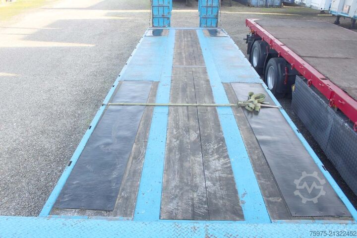 Låglast-semitrailer för transport av byggmaskiner de angelis pianale carrellone rampe 3 assi usato