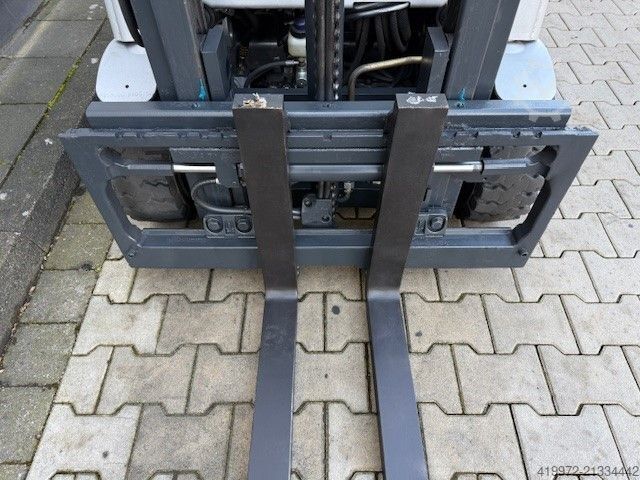Električni viljuškar za 3 točka Still RX50-16