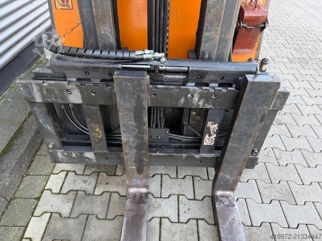 Električni viljuškar za 4 točka Still R60-30