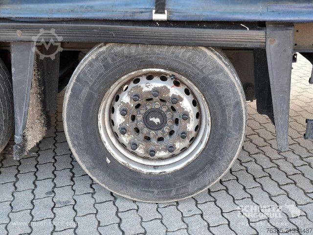 Auflieger mit Pritsche & Plane Schmitz Cargobull Curtainsider Mega