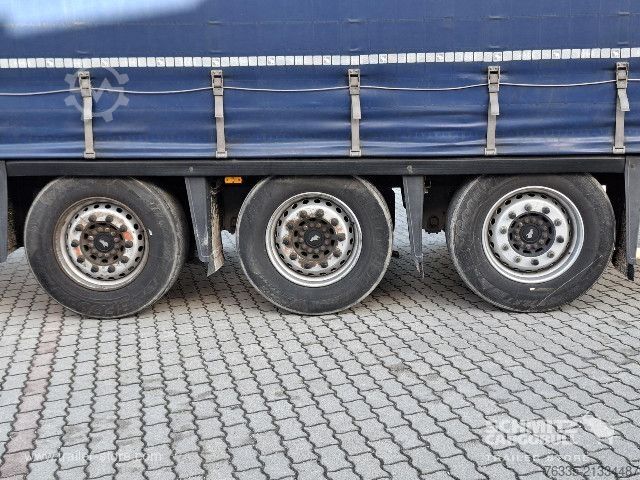 Auflieger mit Pritsche & Plane Schmitz Cargobull Curtainsider Mega