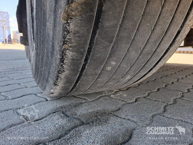 Auflieger mit Pritsche & Plane Schmitz Cargobull Curtainsider Mega