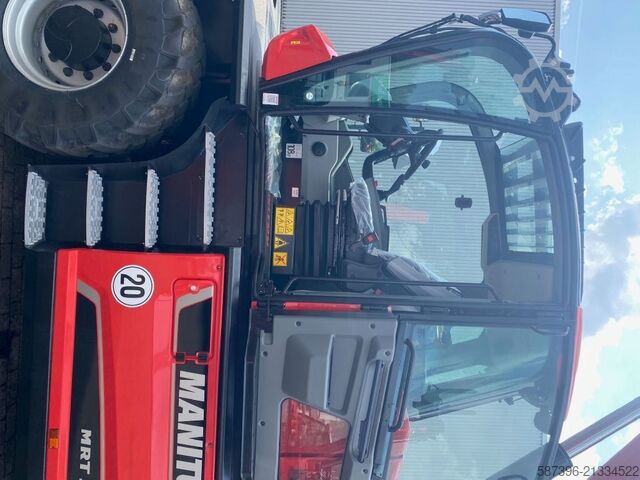 Dönebilen teleskopik forklift Manitou MRT3060 V+ 360°