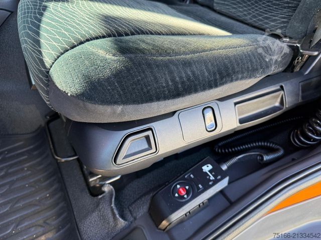 Samochód ciężarowy z plandeką typu platforma MERCEDES-BENZ ACTROS 1832 L Pritsche/Plane 7,20 m LBW 1,5 T