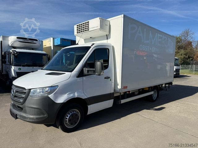Koelwagen met geïsoleerde laadbak MERCEDES-BENZ SPRINTER 516 CDI Kühlkoffer LBW 0,75 T*MOTOR NEU