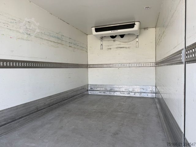 Koelwagen met geïsoleerde laadbak MERCEDES-BENZ SPRINTER 516 CDI Kühlkoffer LBW 0,75 T*MOTOR NEU