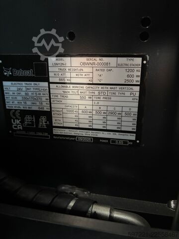 Στοιβαχτές παλετών Bobcat LSM12N-i  Neugerät!!!