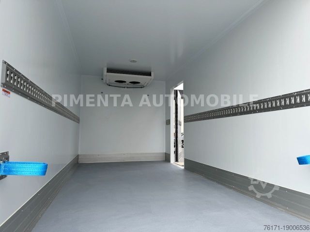 Koelwagen met geïsoleerde laadbak IVECO Daily 70C18HP TK LUFTFED THERMOKIN LED RFK KLIMA