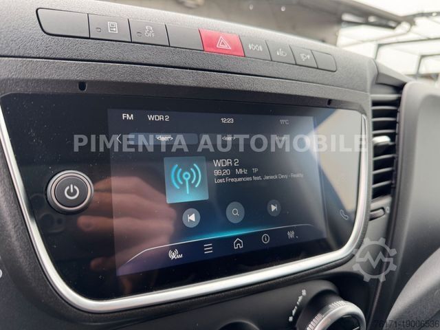 Koelwagen met geïsoleerde laadbak IVECO Daily 70C18HP TK LUFTFED THERMOKIN LED RFK KLIMA