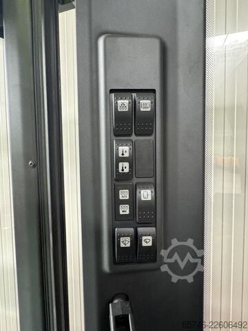 R 25 * Teljes kabin!! Triplex FFL!! DEMÓ!!! LINDE R 25 -  * FULL cabin !! Triplex FFL !! DEMO !!!