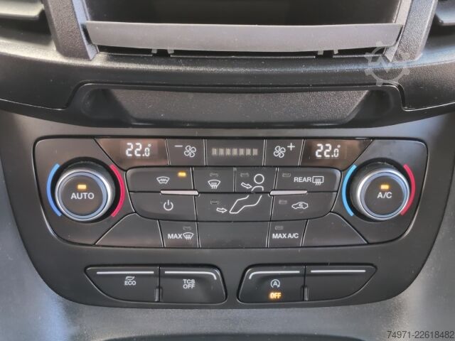 Dobozos furgon Ford Transit Connect Kasten lang 1.5D*Autom AHK PDC