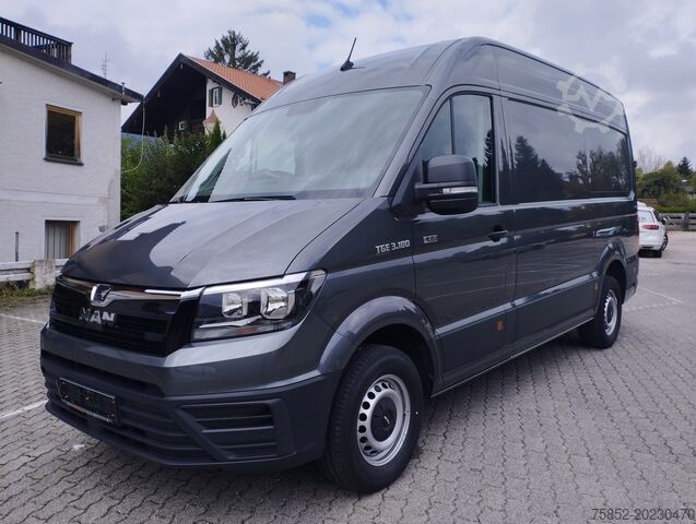 Kapalı kasa kamyonet yüksek + uzun MAN TGE 3.180 2,0 TDI 4x4 Allrad Automatik S