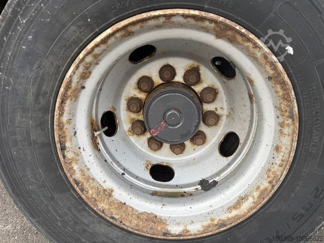 Lågbyggd trailer  MTDK 4 Achsen 30 t. Maschinen Hydr. rampen