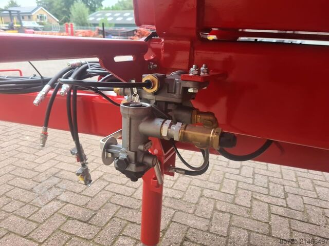 Beco Brevis 100 uit voorraad leverbaar!! tractor trailer Beco Brevis 100 uit voorraad leverbaar!!