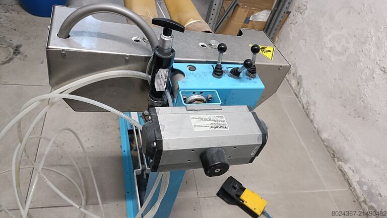 Scratch O - Manual brushing equipment Tonello Scratch O